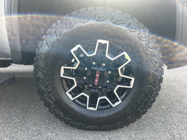 New 2026 GMC Sierra 2500 AT4X w/ LPO, Black Badging Package AWD/4WD image 25