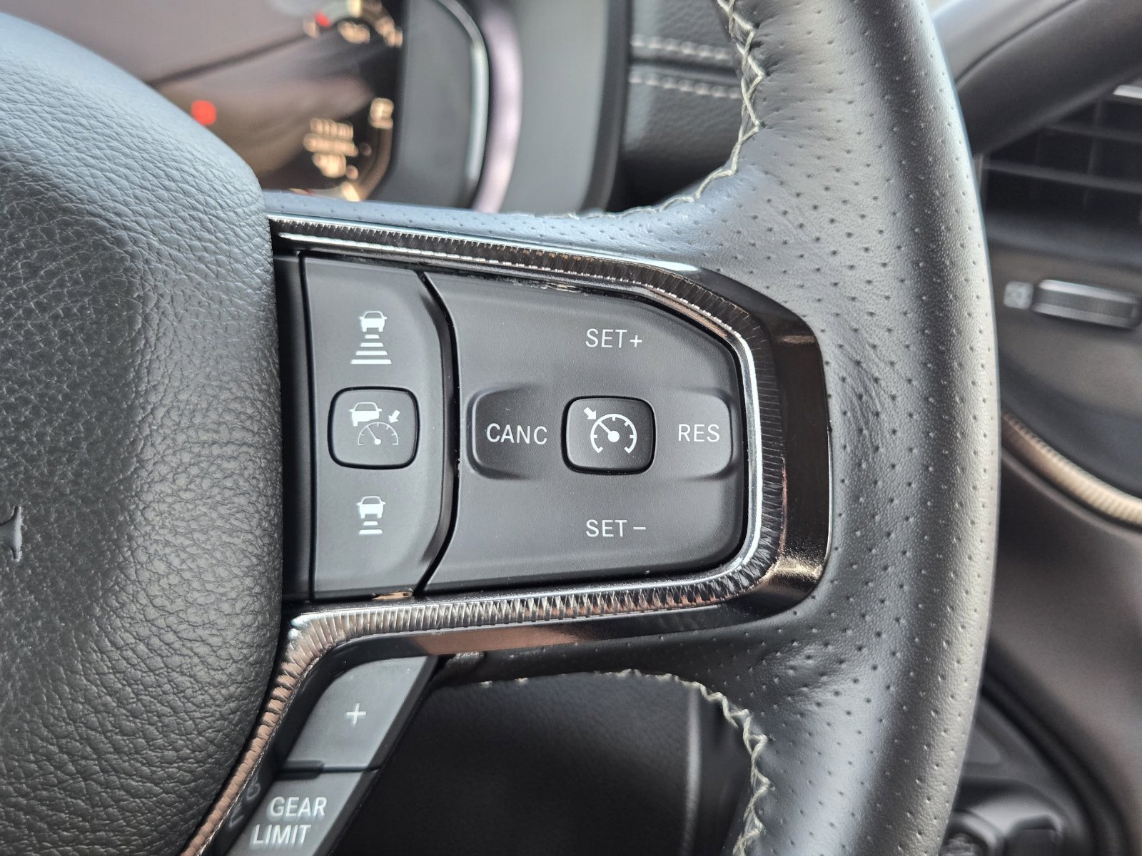 Used 2026 RAM 2500 Rebel AWD/4WD image 28