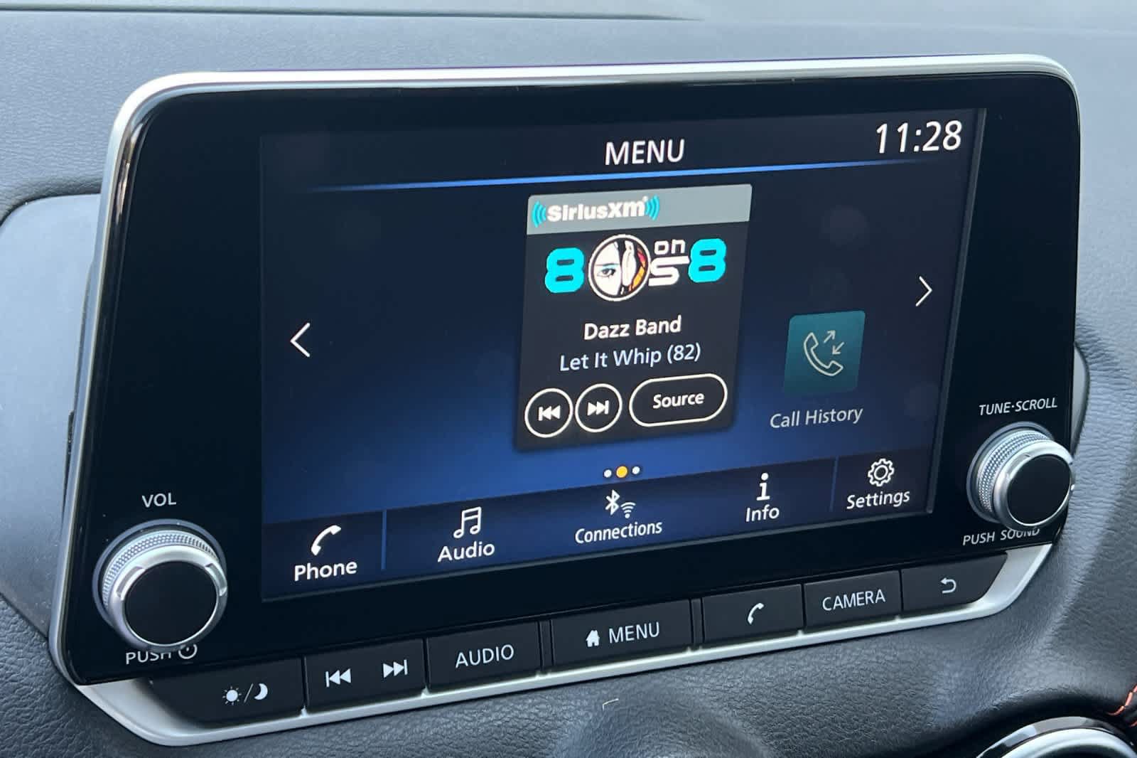 Certified 2025 Nissan Sentra SR FWD image 19