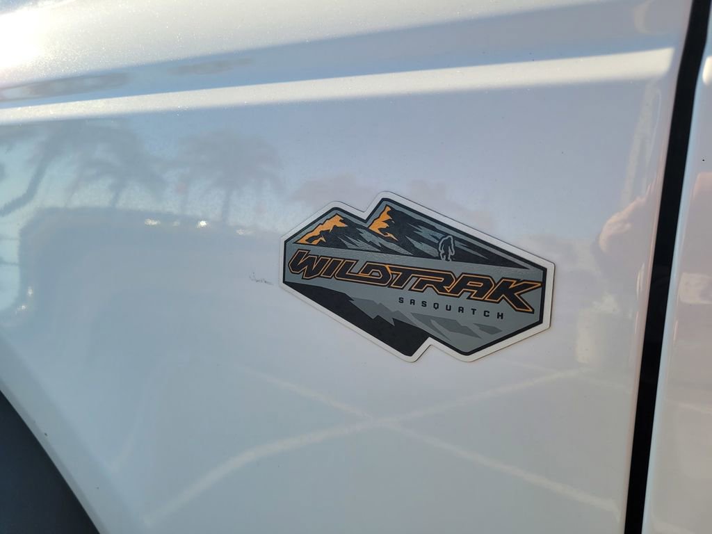 Used 2023 Ford Bronco Wildtrak image 8