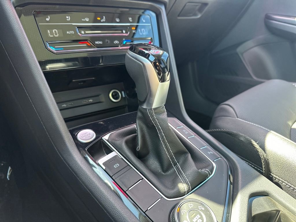 New 2026 Volkswagen Taos SEL image 25