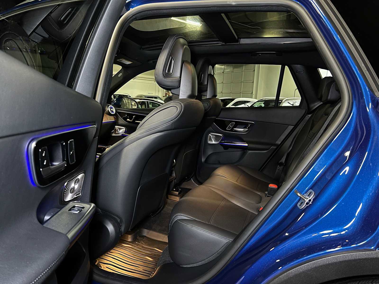 Certified 2025 Mercedes-Benz GLC 300 4MATIC image 20