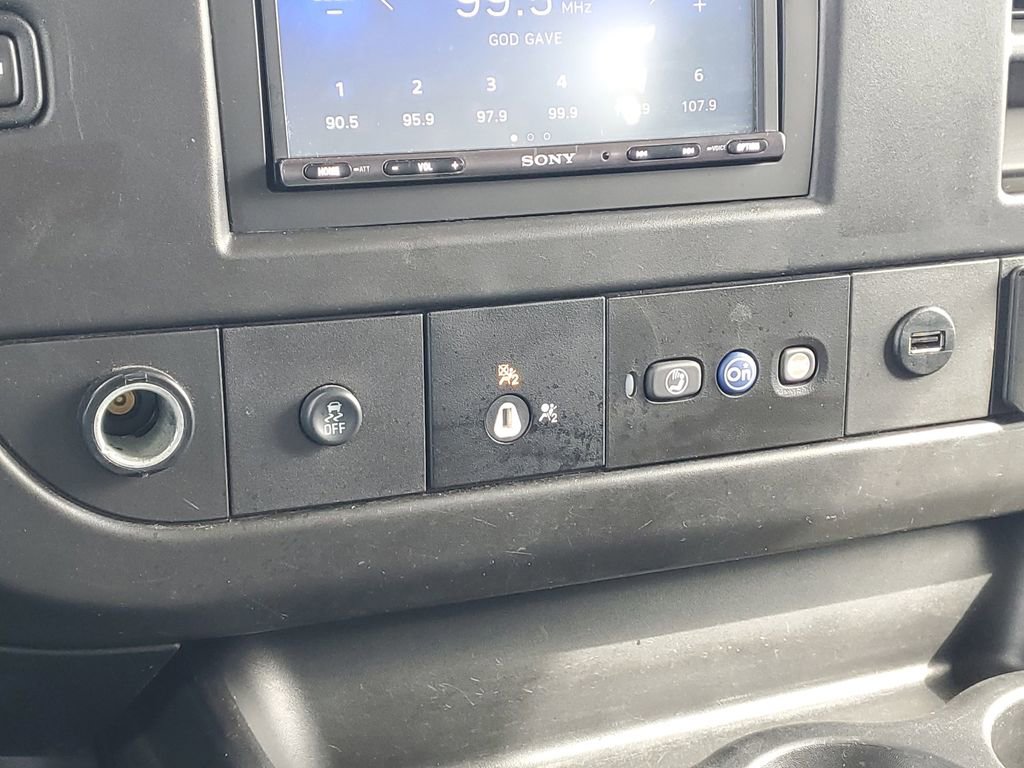 Used 2020 GMC Savana 2500 w/ Driver Convenience Package image 24