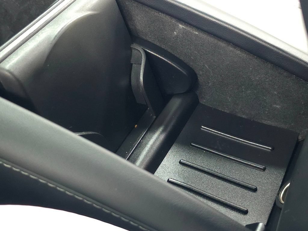 Used 2021 Tesla Model X Performance AWD/4WD image 34