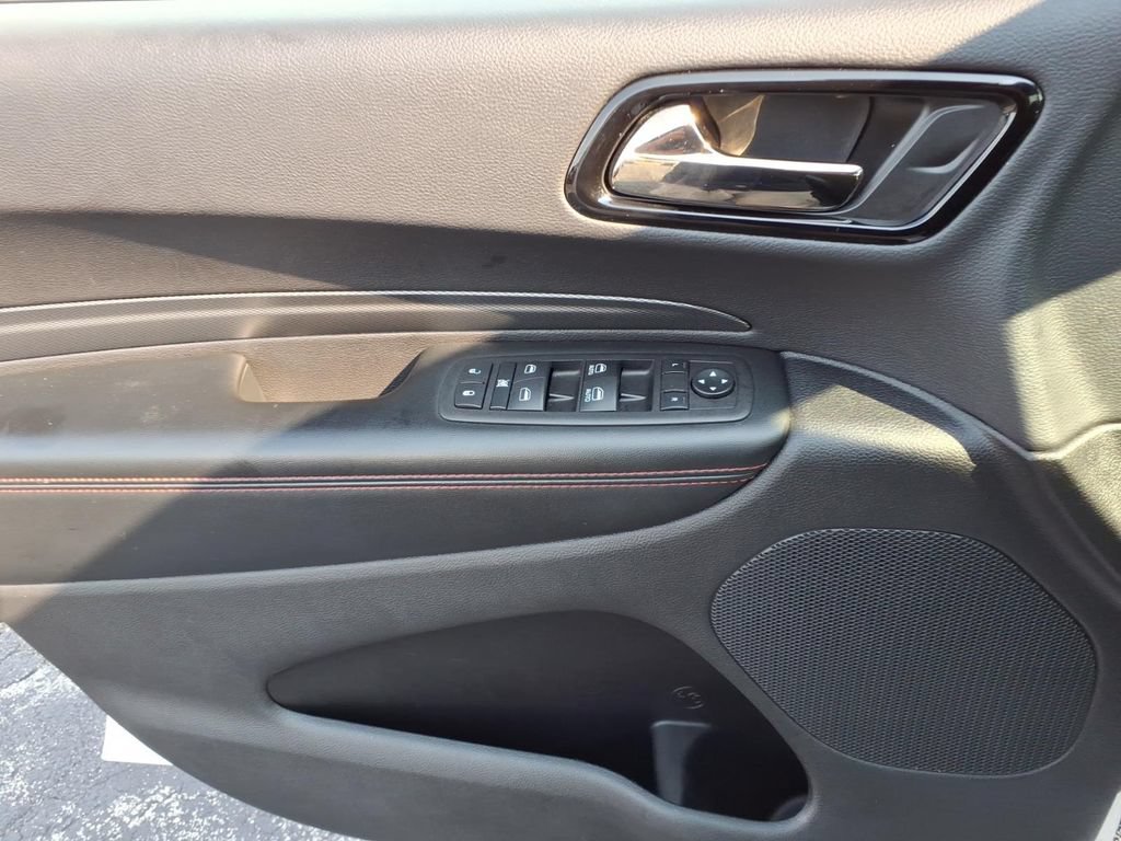 Certified 2025 Dodge Durango GT AWD/4WD image 6