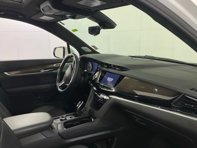 Used 2025 Cadillac XT6 Premium Luxury w/ Platinum Package AWD/4WD image 26