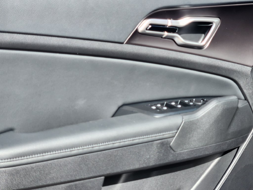 New 2026 Kia Sportage EX AWD/4WD image 8