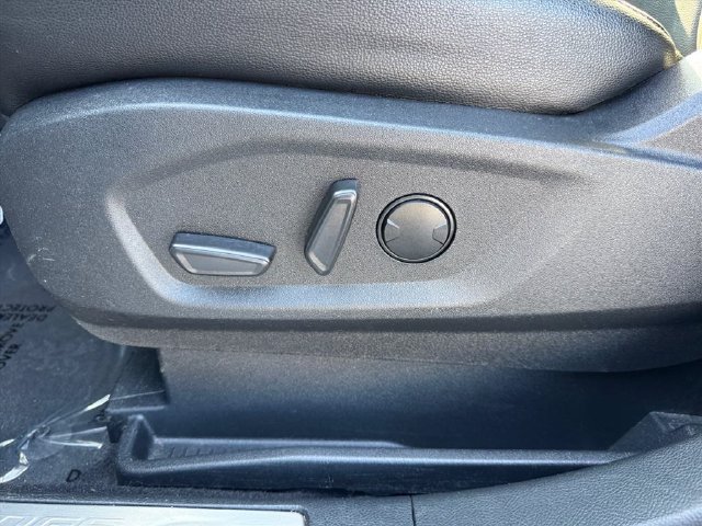 Used 2024 Ford Edge Titanium AWD/4WD image 17