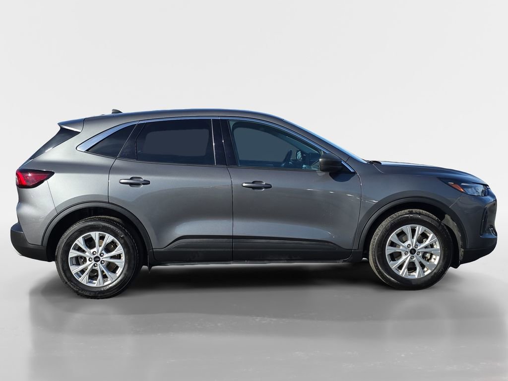 Used 2024 Ford Escape Active w/ Cold Weather Package image 6