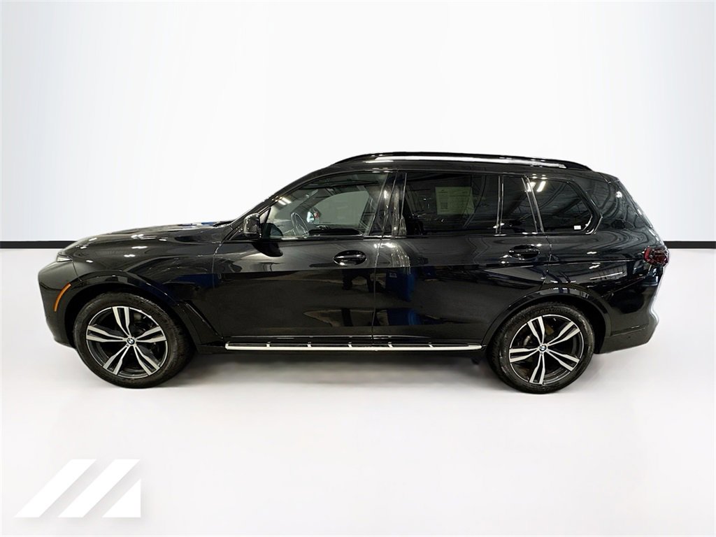 Used 2023 BMW X7 xDrive40i w/ M Sport Package image 8