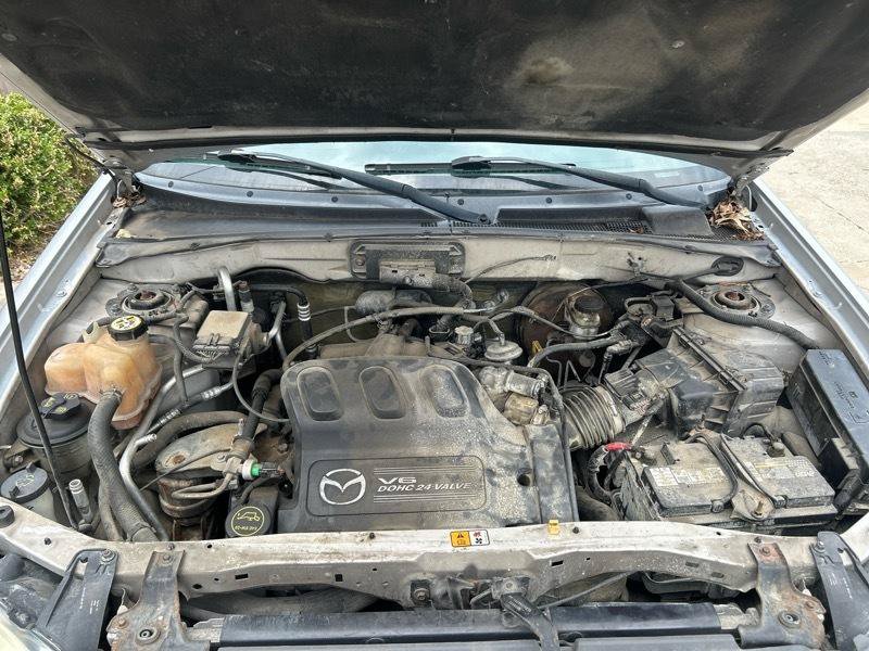 Used 2004 MAZDA Tribute ES w/ Premium Audio Pkg AWD/4WD image 7