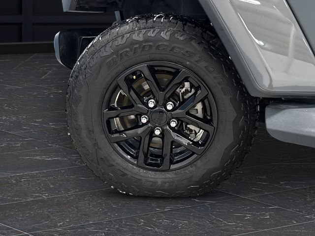 Used 2022 Jeep Gladiator Sport image 36