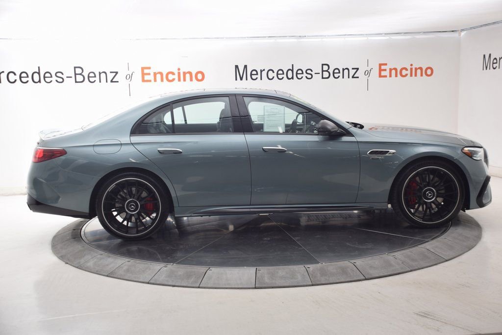 Used 2025 Mercedes-Benz E 53 AMG e 4MATIC Sedan image 6