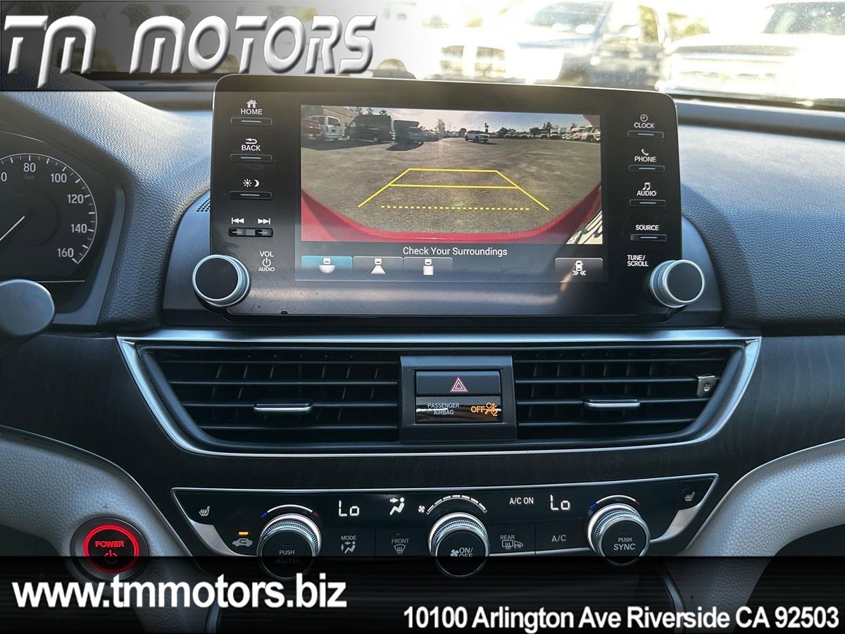 Used 2018 Honda Accord EX image 8