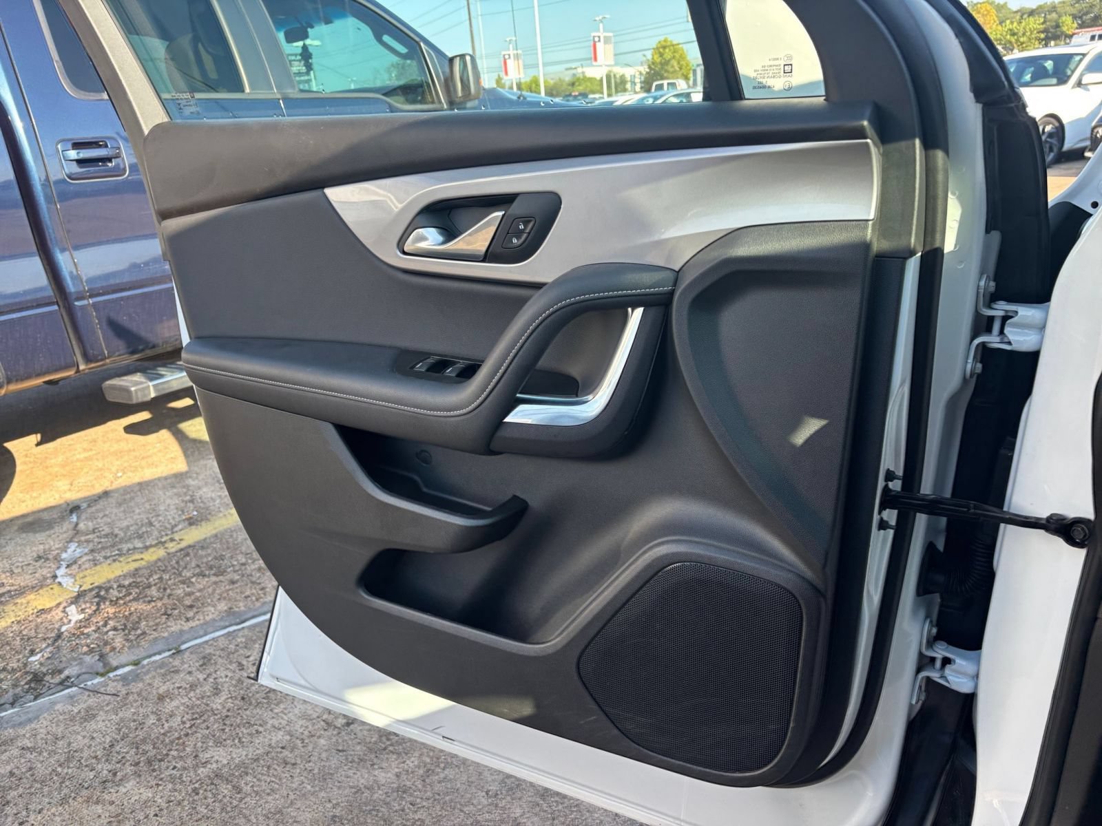Used 2026 Chevrolet Blazer LT FWD image 18