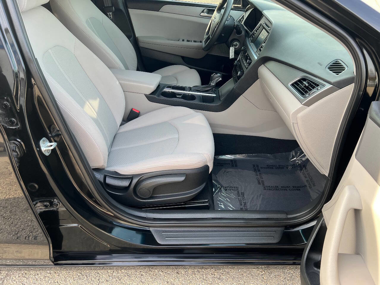 Used 2017 Hyundai Sonata ECO image 21