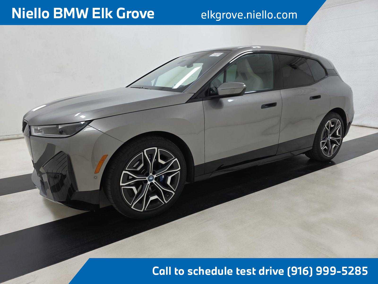 Used 2023 BMW iX M60 w/ Executive Package AWD/4WD image 1