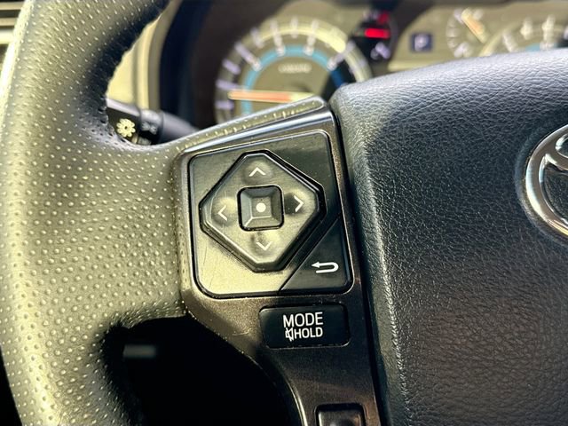 Used 2019 Toyota 4Runner TRD Off-Road image 32
