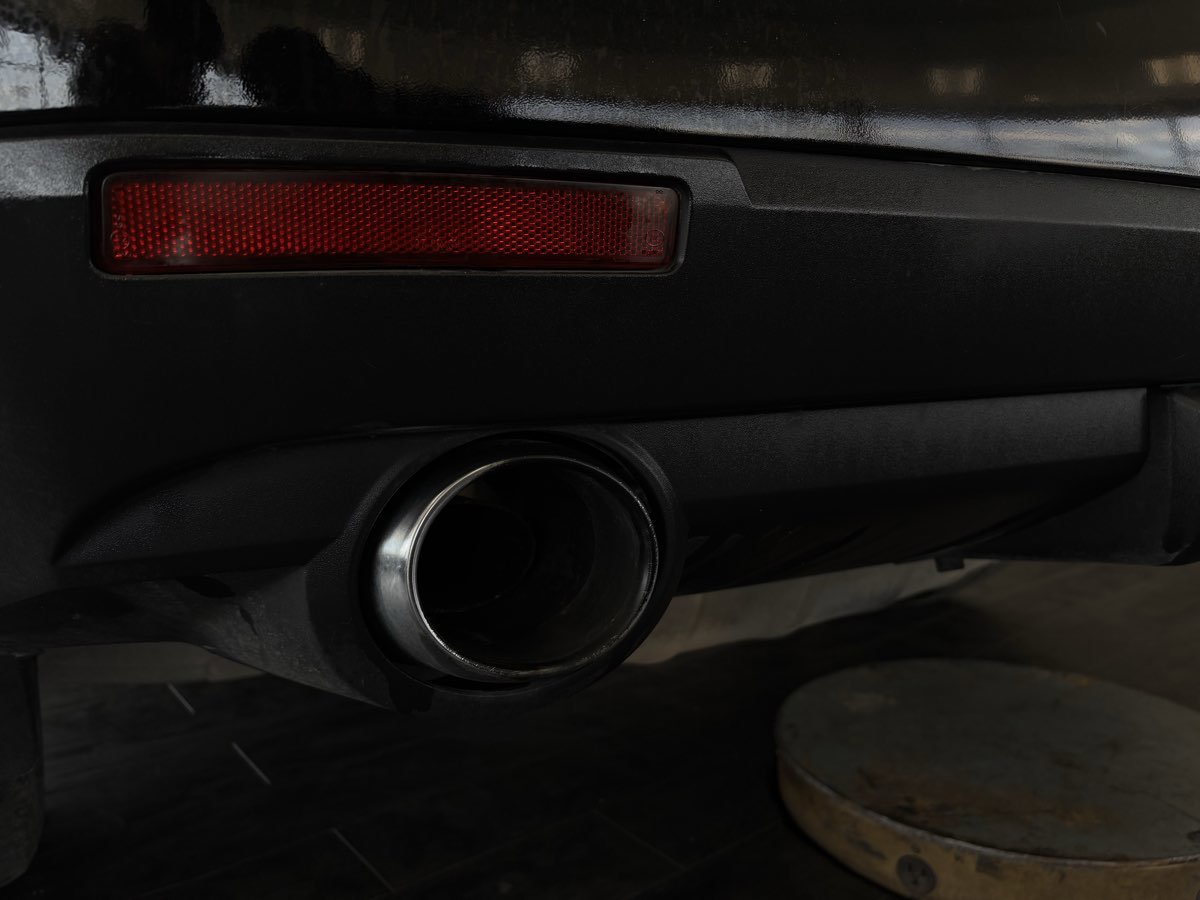 Used 2015 Cadillac SRX Premium w/ LPO, Protection Package FWD image 19