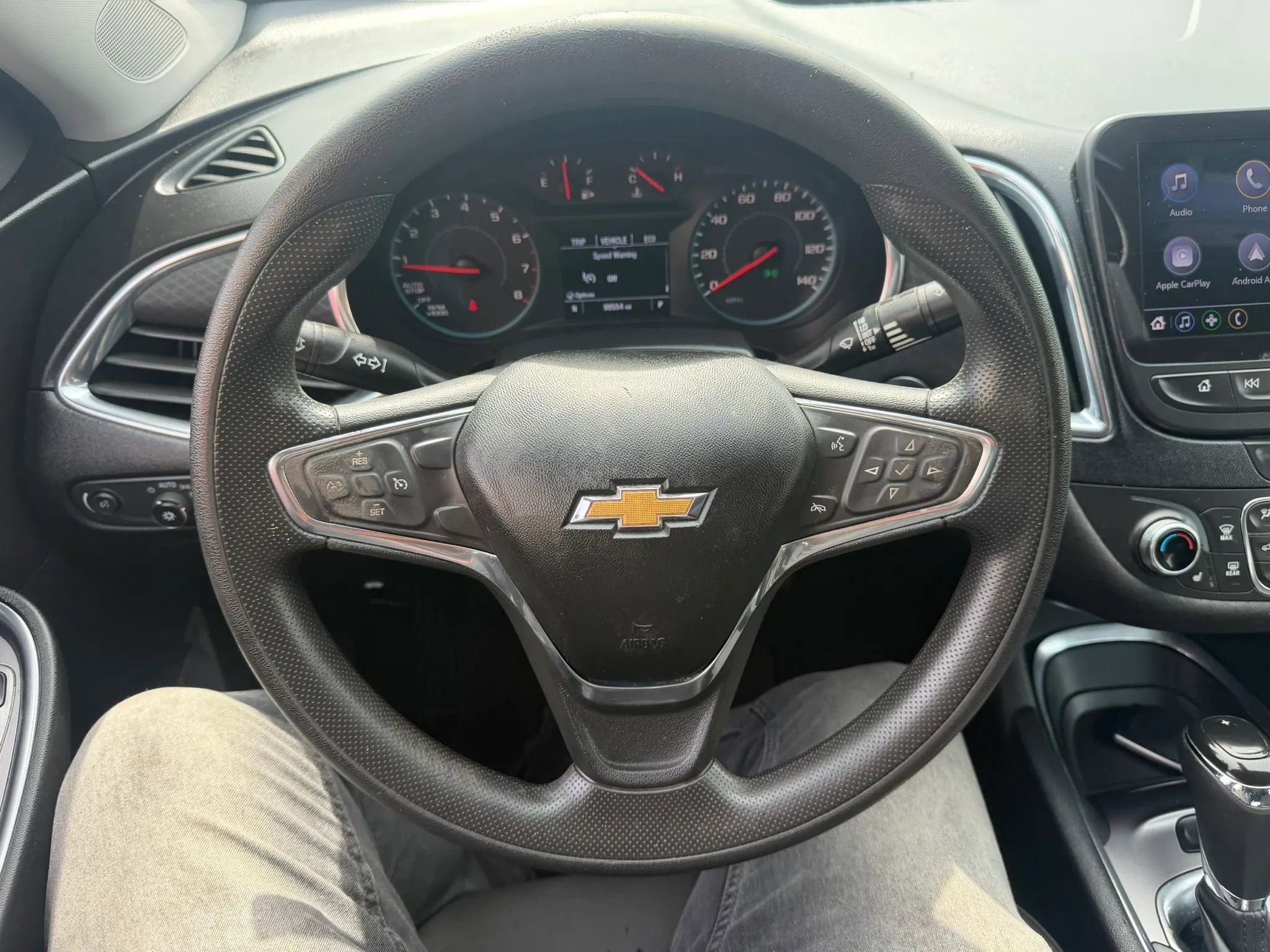 Used 2019 Chevrolet Malibu LT FWD image 12