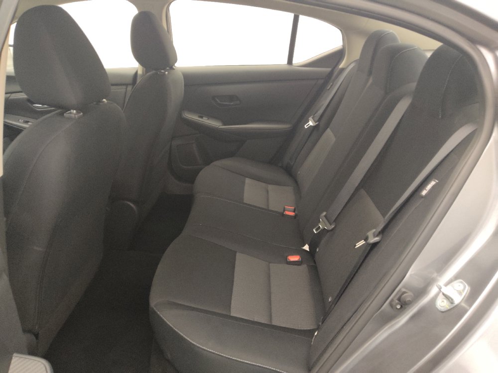 Used 2025 Nissan Sentra SV FWD image 18