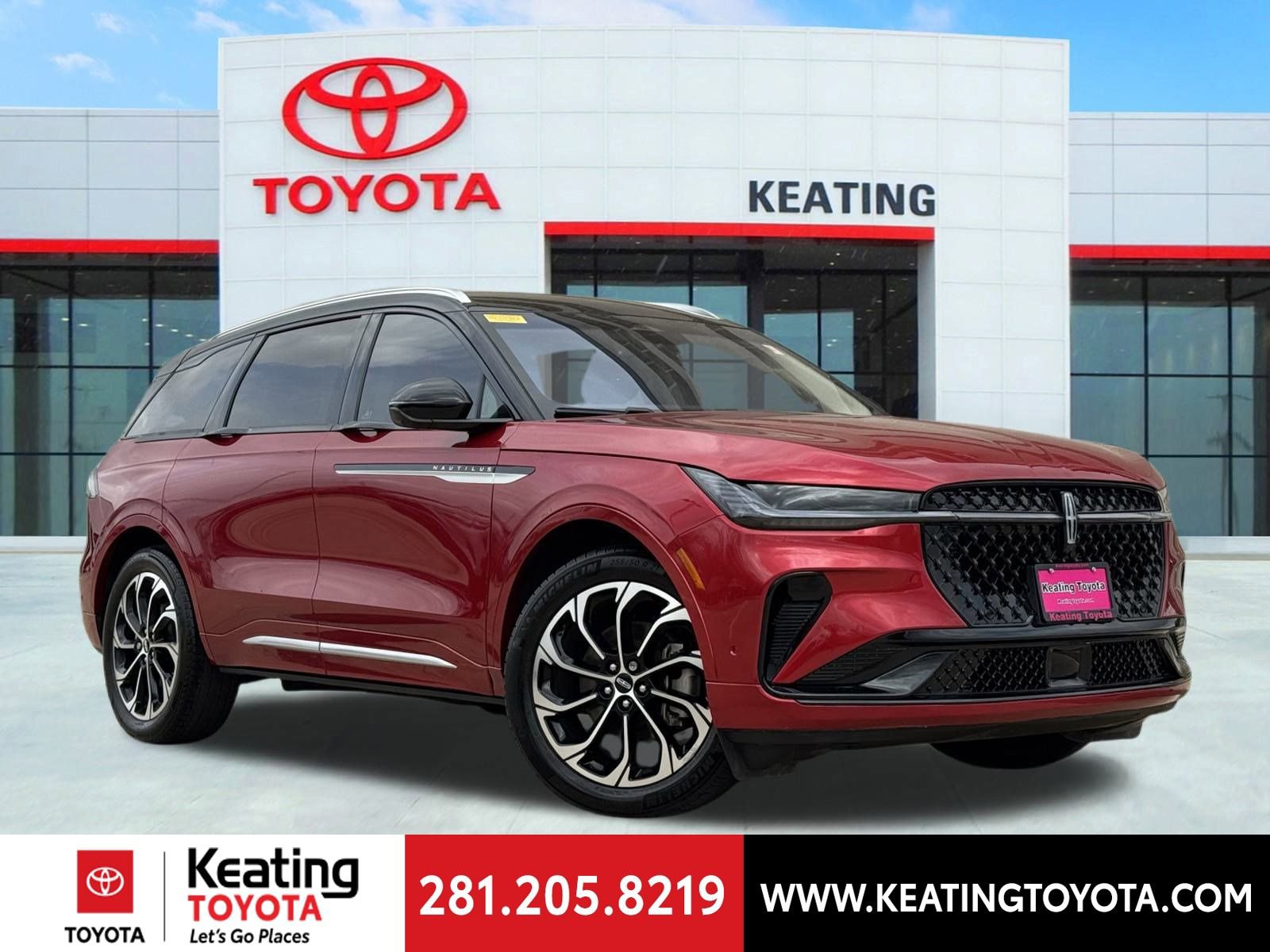 Used 2024 Lincoln Nautilus Reserve image 1