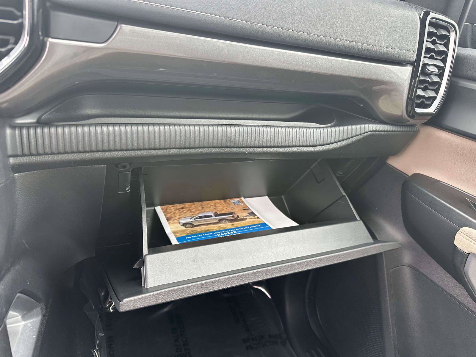 Certified 2024 Ford Ranger Lariat w/ Advanced Towing Package image 34