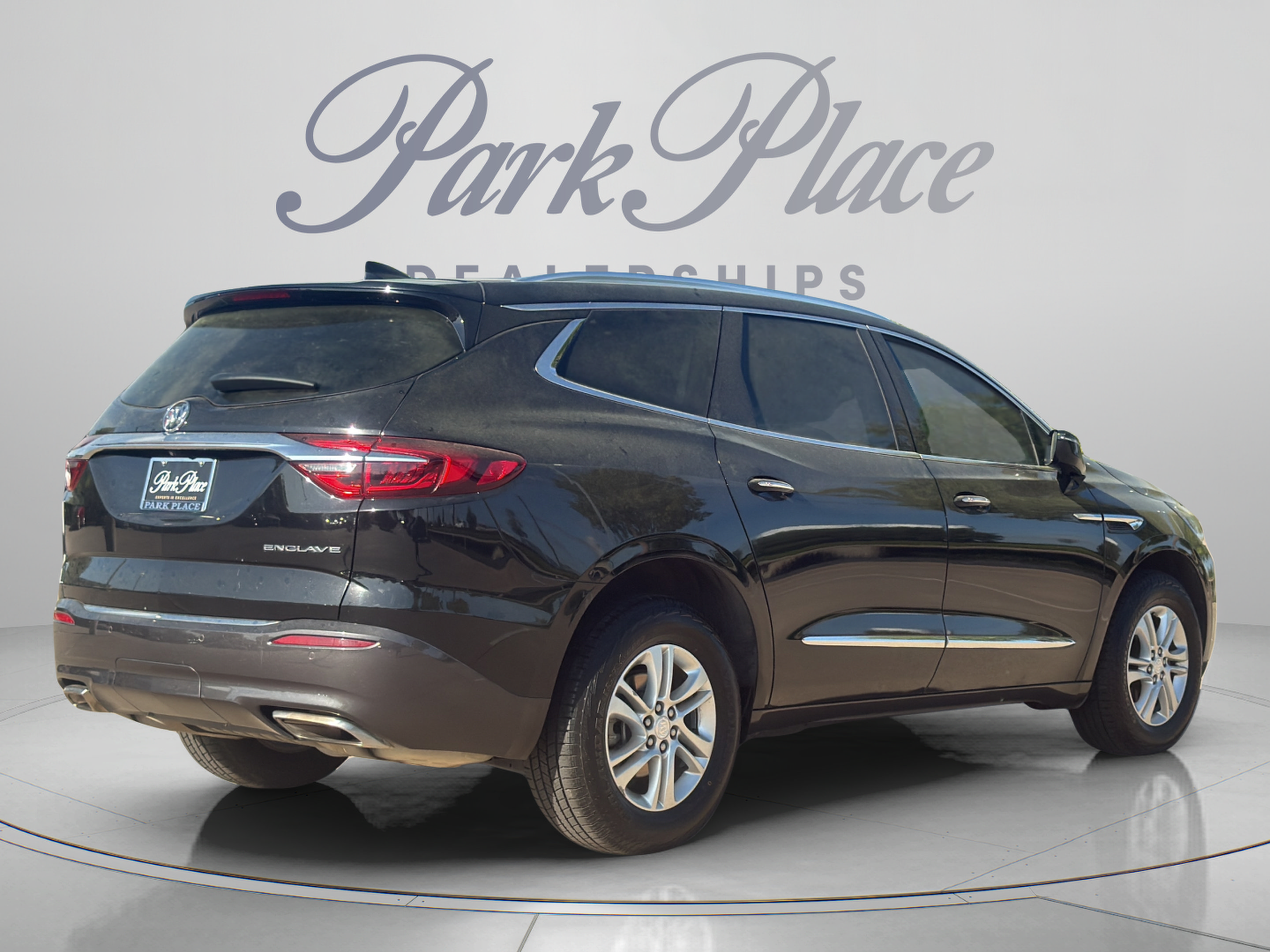 Used 2019 Buick Enclave Essence FWD image 5