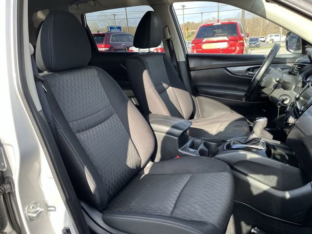 Used 2020 Nissan Rogue S w/ Special Edition Package image 26