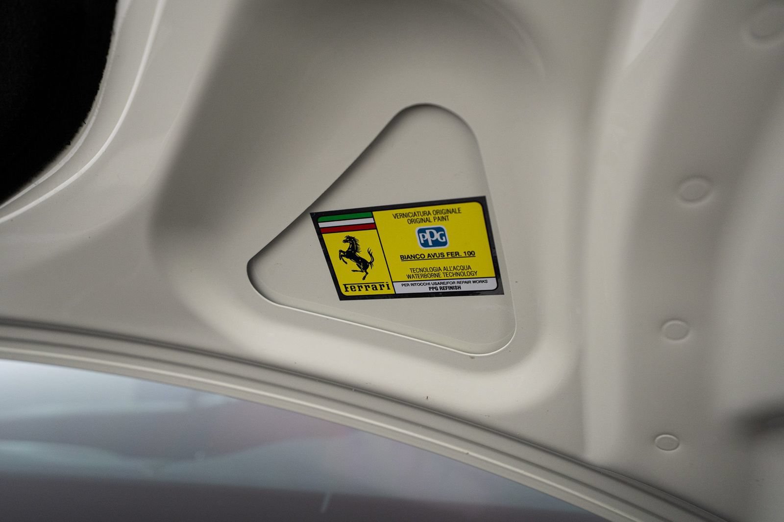 Certified 2025 Ferrari Roma Spider RWD image 42