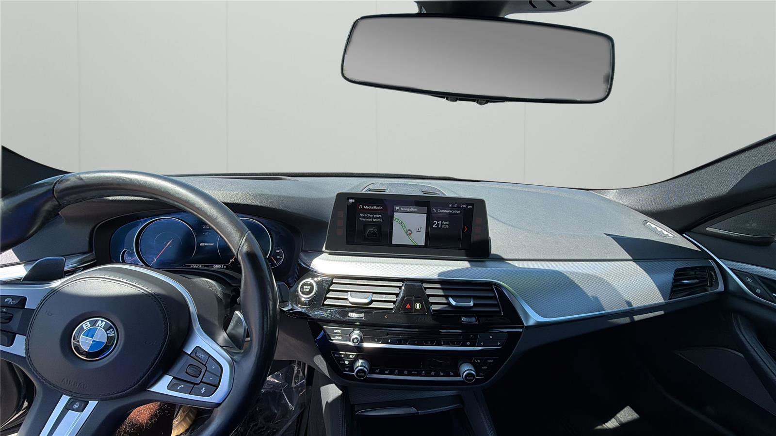 Used 2018 BMW 530e xDrive w/ M Sport Package 2 AWD/4WD image 23