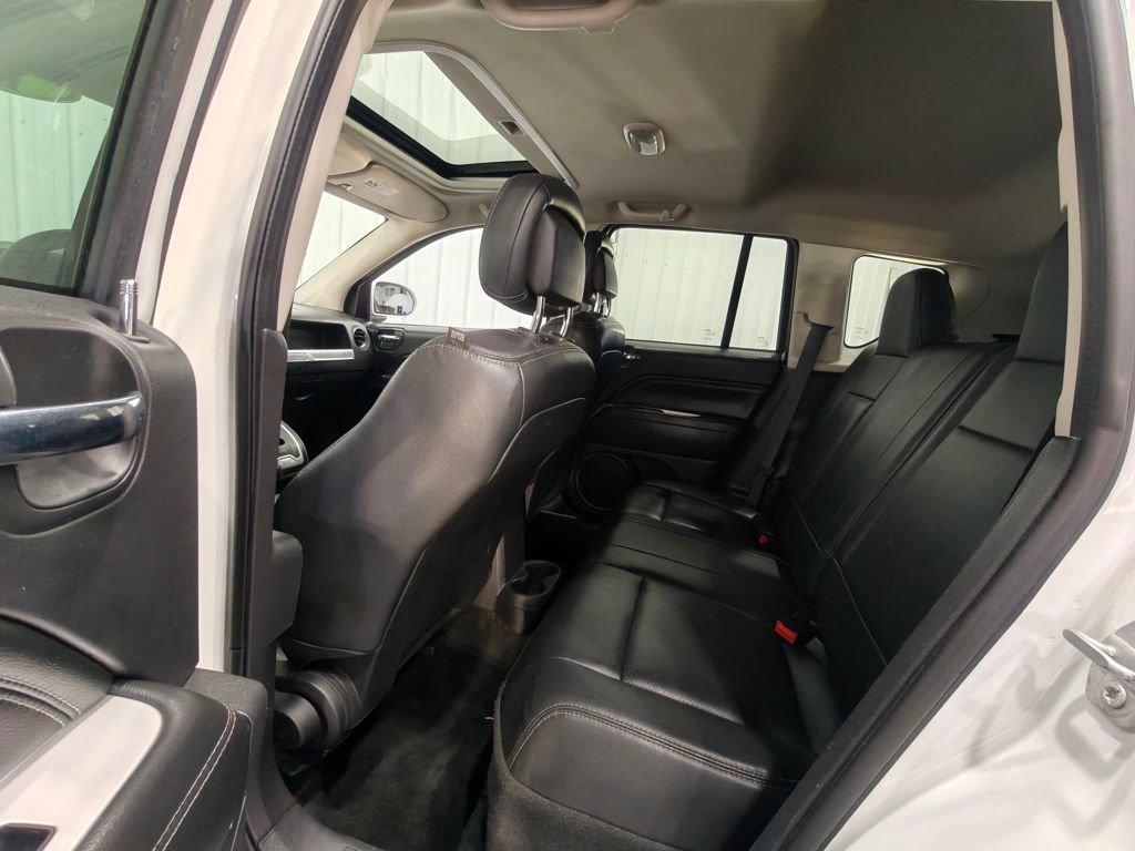 Used 2017 Jeep Compass High Altitude AWD/4WD image 24