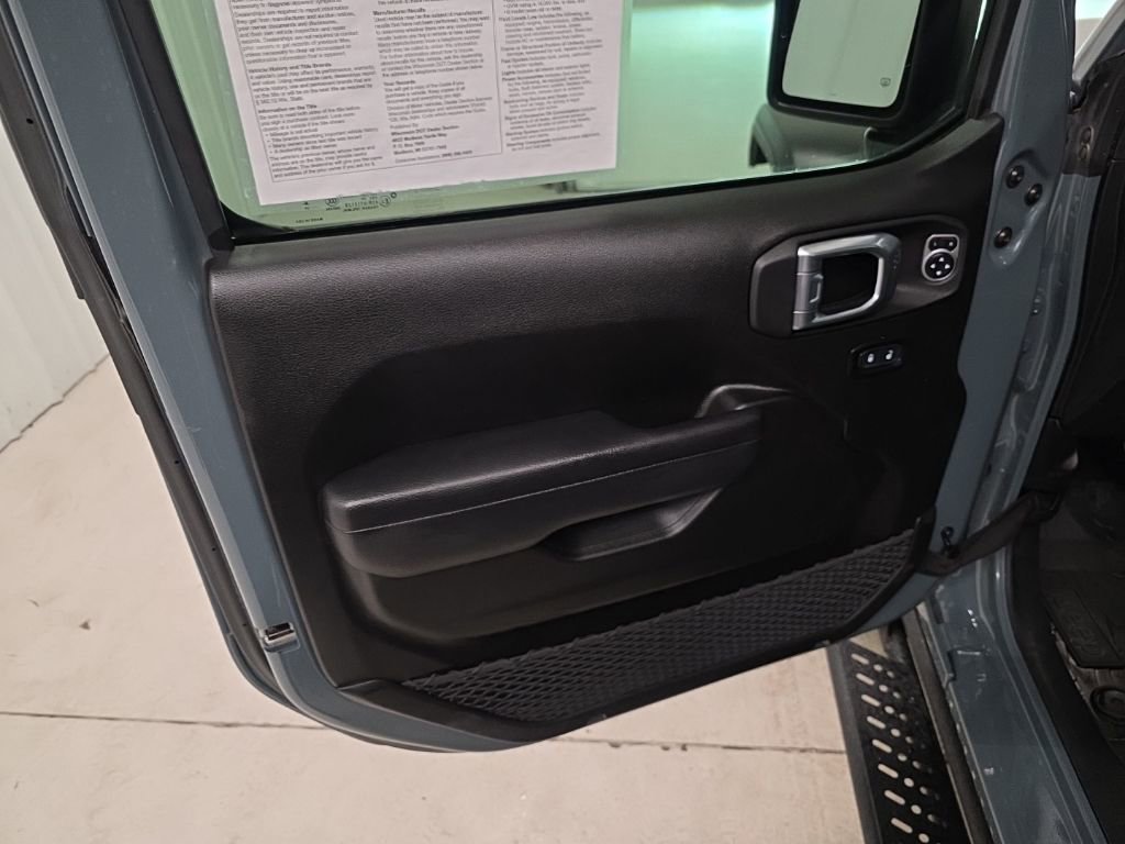 Used 2024 Jeep Wrangler Unlimited Sport AWD/4WD image 11