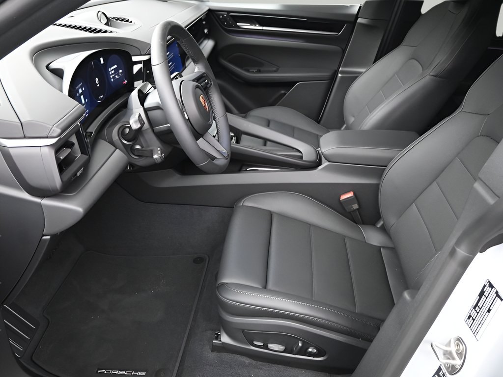 New 2026 Porsche Macan Electric RWD image 6