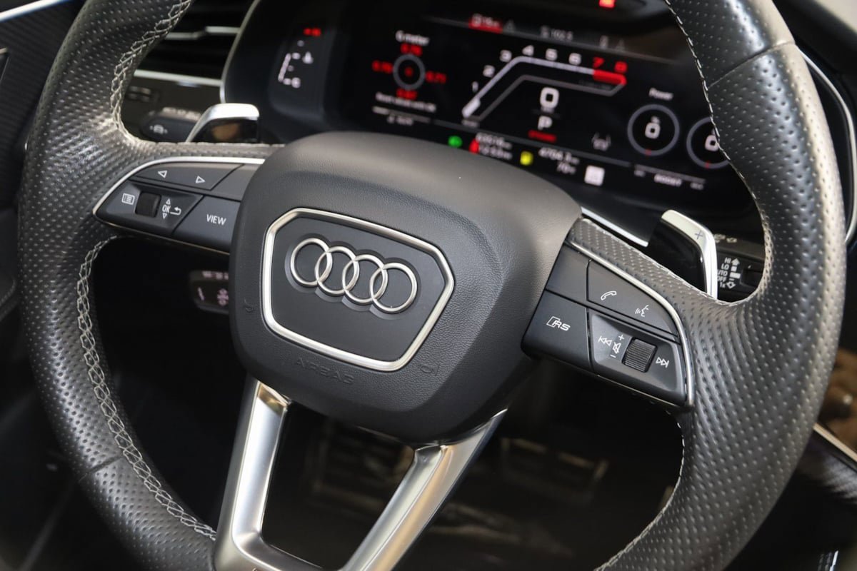 Used 2023 Audi RS Q8 AWD/4WD image 53
