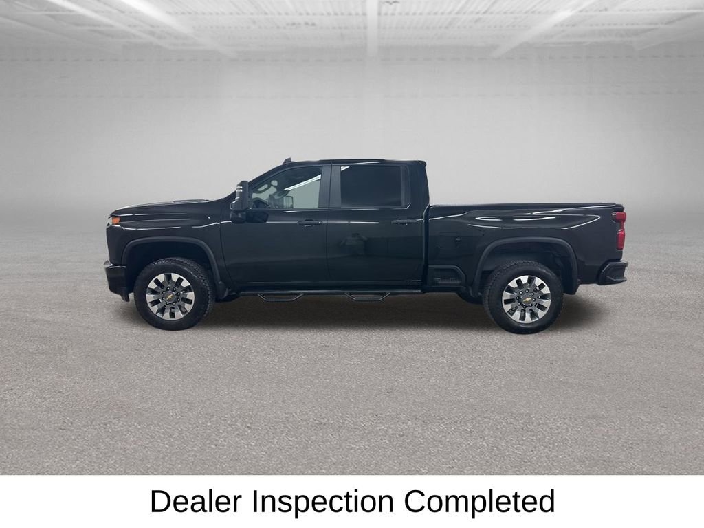 Used 2023 Chevrolet Silverado 2500 Custom w/ Custom Value Package image 8
