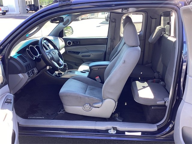 Used 2013 Toyota Tacoma 2WD Access Cab image 24