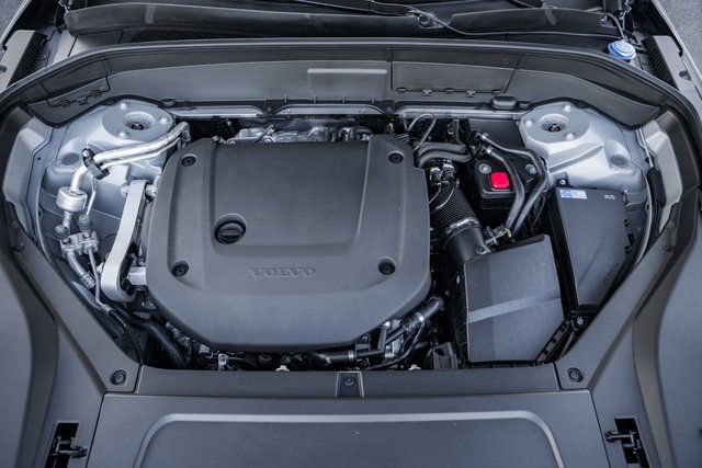 New 2026 Volvo XC90 B6 Plus w/ Protection Package Premier image 18