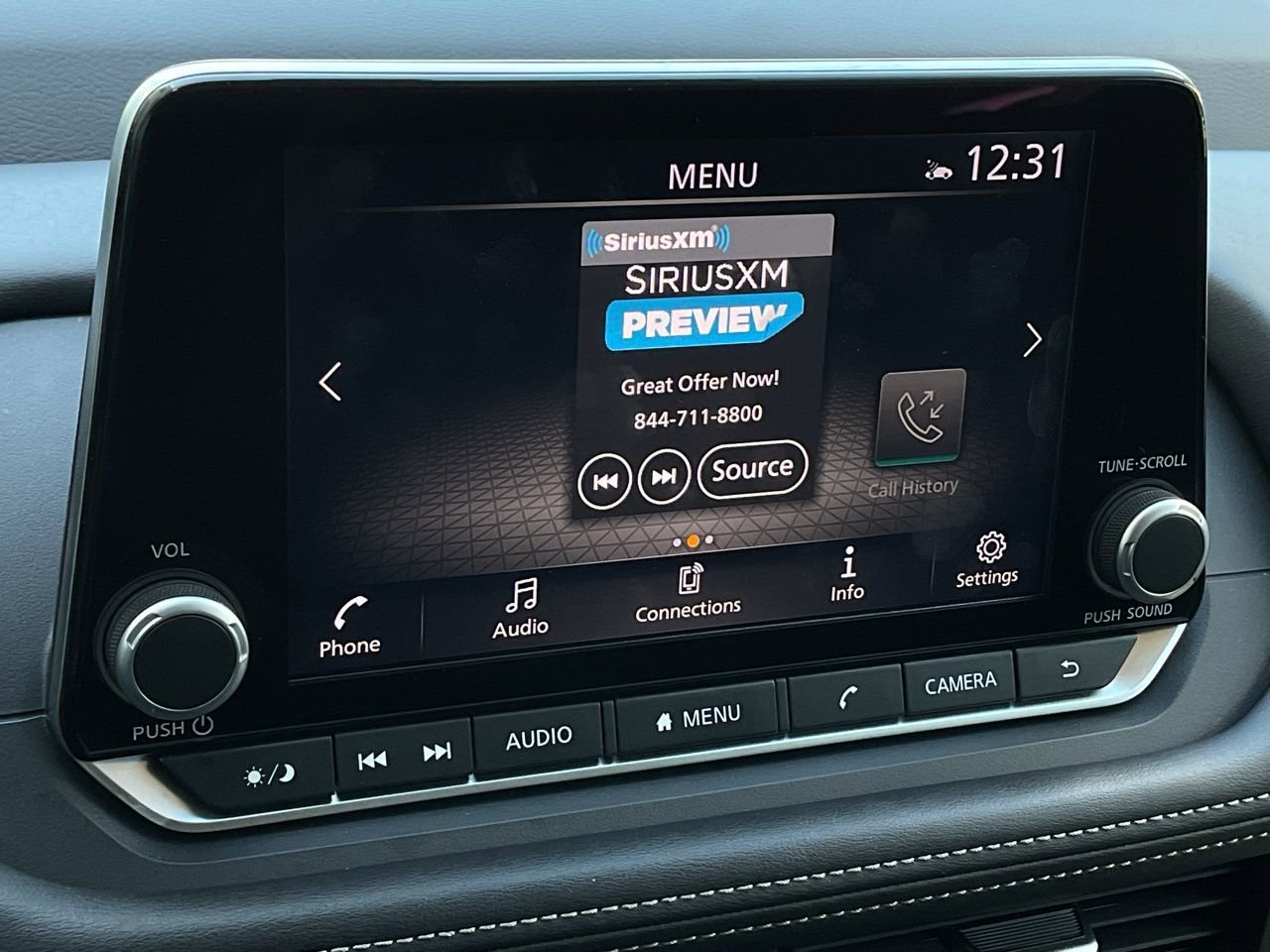 Used 2025 Nissan Rogue SV image 12