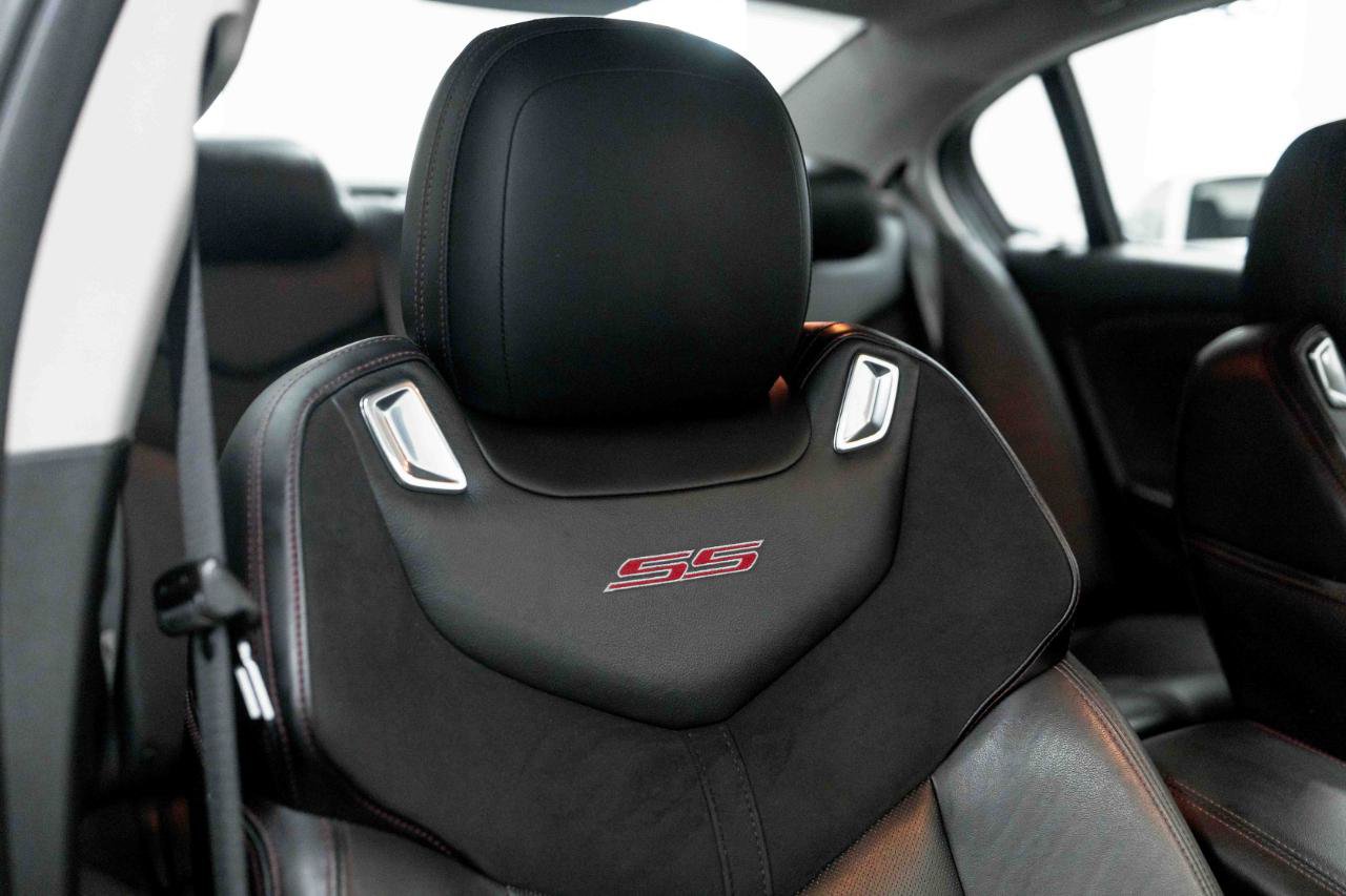 Used 2015 Chevrolet SS RWD image 87