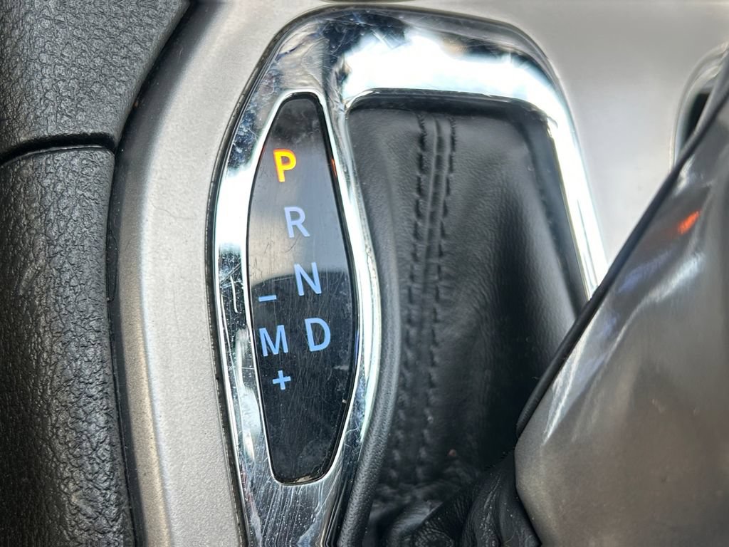 Used 2021 Jeep Grand Cherokee Laredo AWD/4WD image 28