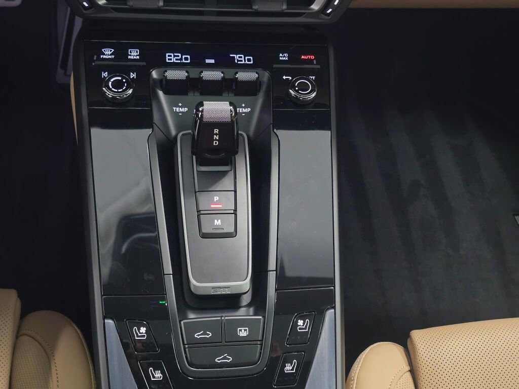 Certified 2024 Porsche 911 Carrera GTS image 17