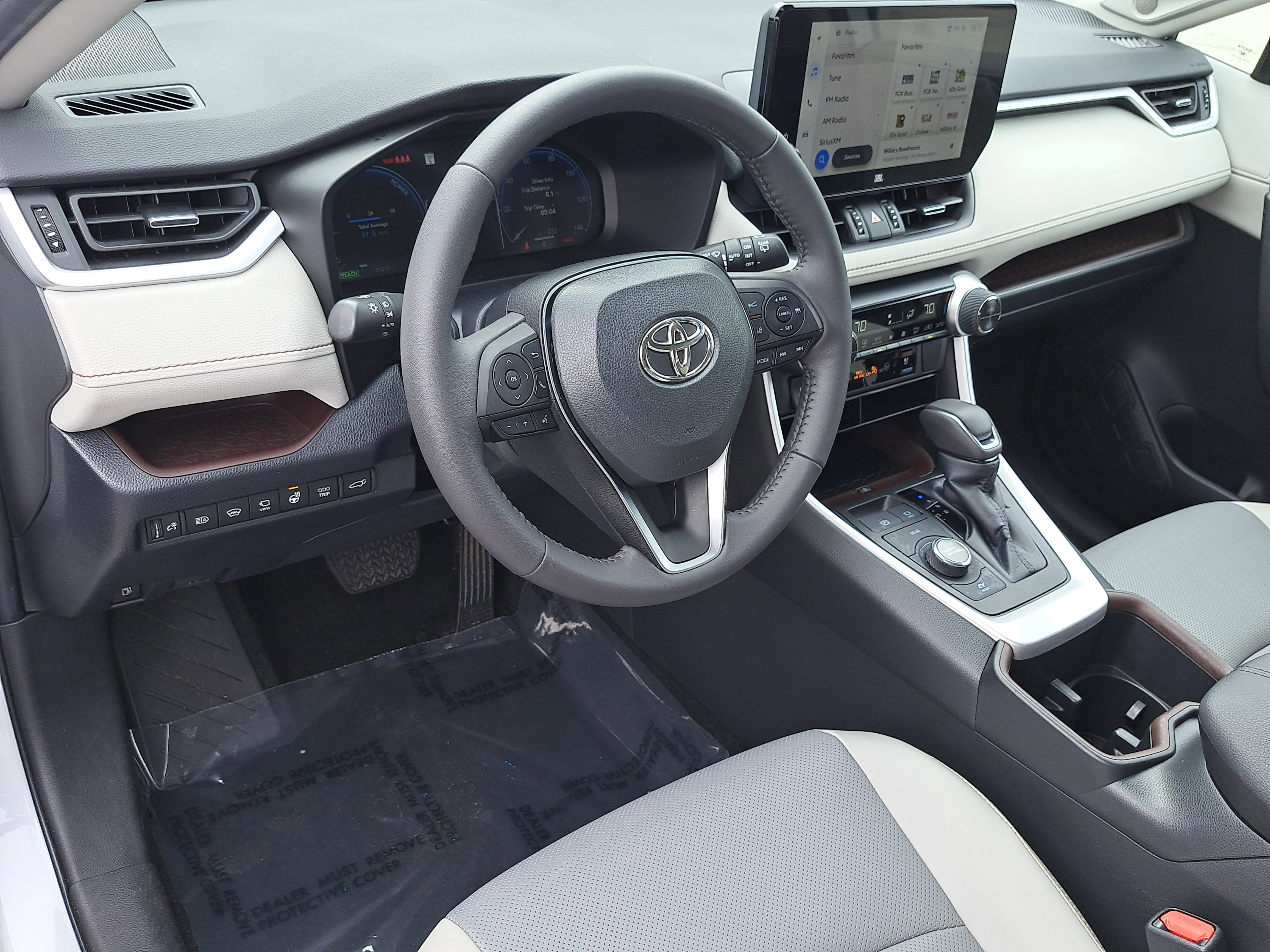 Used 2023 Toyota RAV4 Limited AWD/4WD image 16