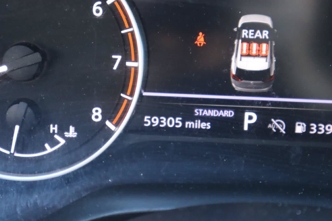 Used 2024 Nissan Rogue SV FWD image 10