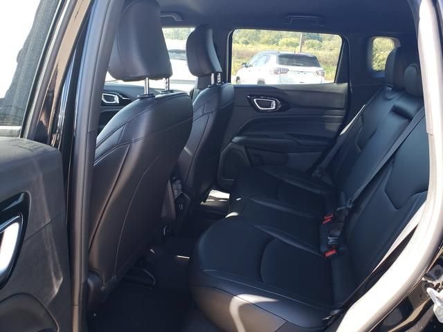 New 2026 Jeep Compass Limited AWD/4WD image 15