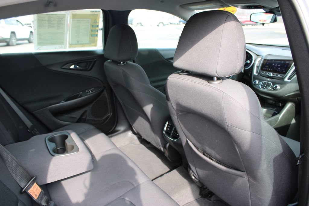 Used 2024 Chevrolet Malibu LT image 31