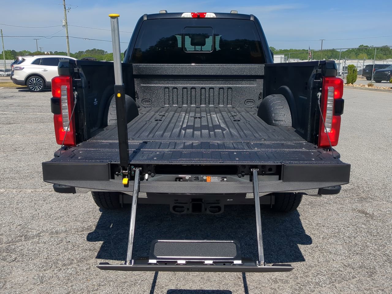 Used 2026 Ford F250 Lariat w/ Lariat Ultimate Package AWD/4WD image 11