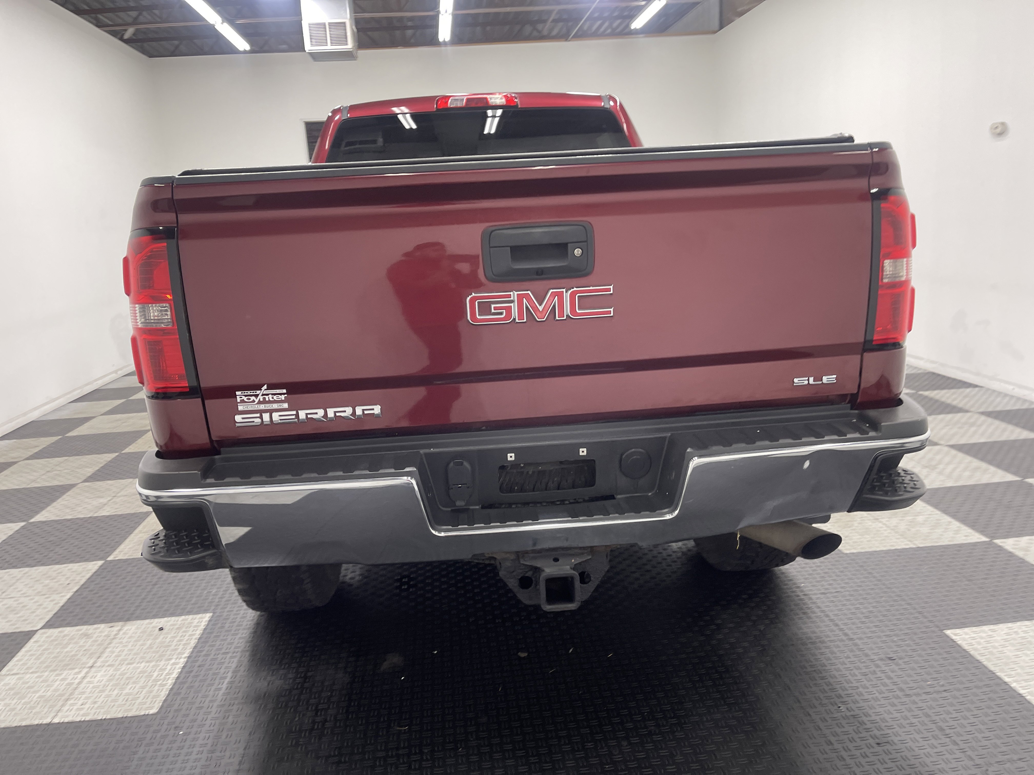 Used 2015 GMC Sierra 2500 SLE w/ SLE Preferred Package image 3