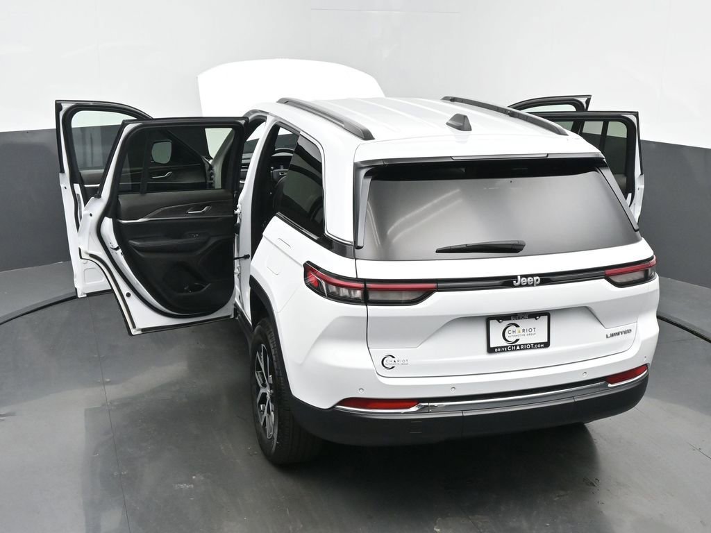 Used 2024 Jeep Grand Cherokee Limited image 64