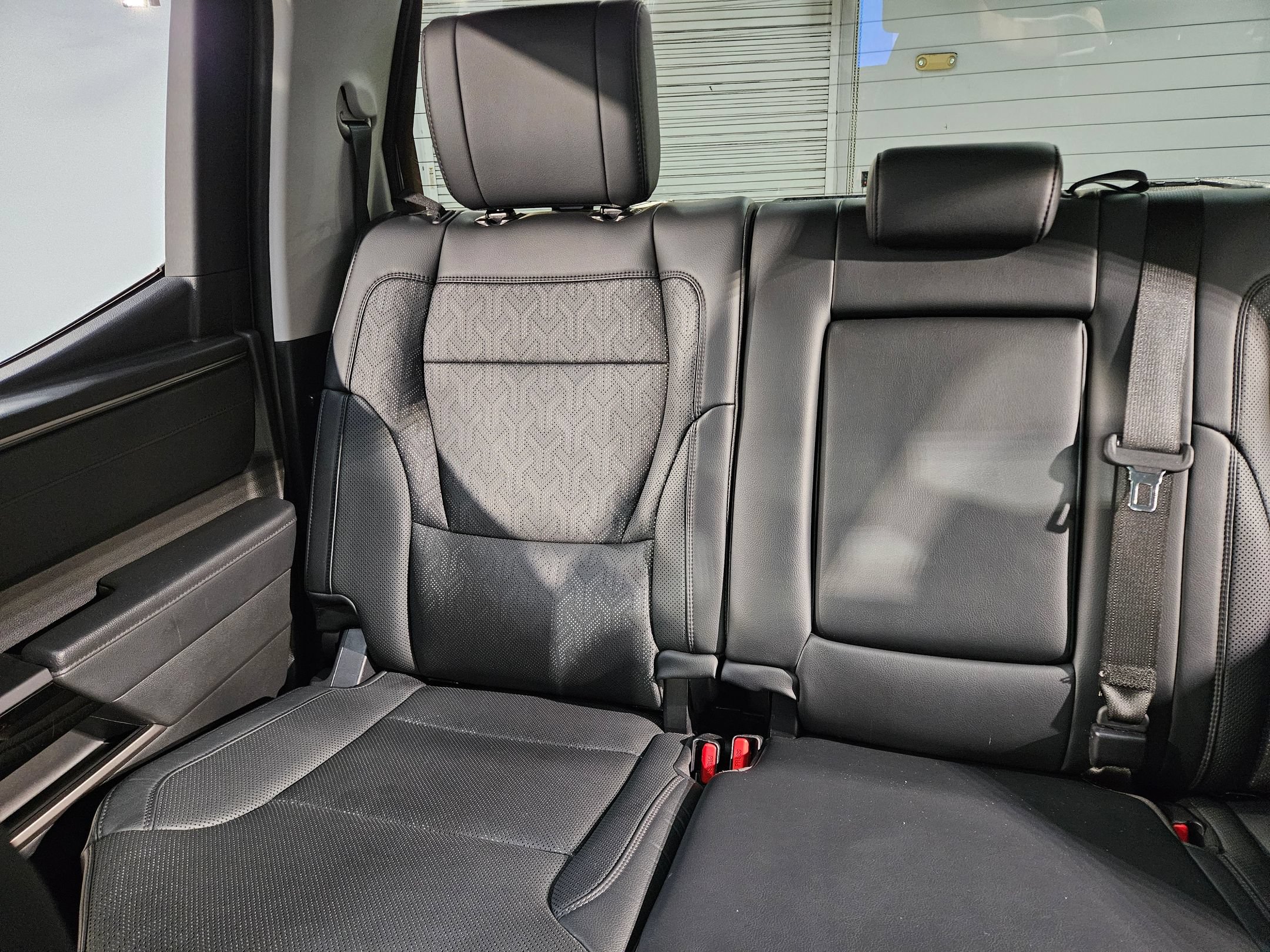 Used 2024 Toyota Tundra Limited AWD/4WD image 12